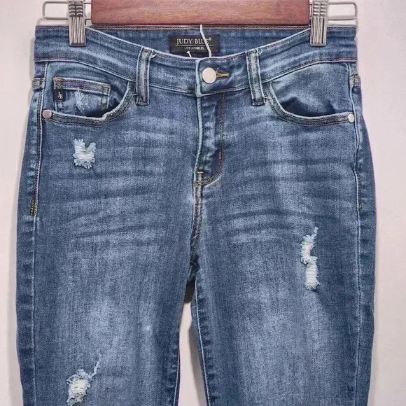 Judy Blue Distressed‎ Cropped Jeans Womens Size 3/26 - Picture 2 of 16